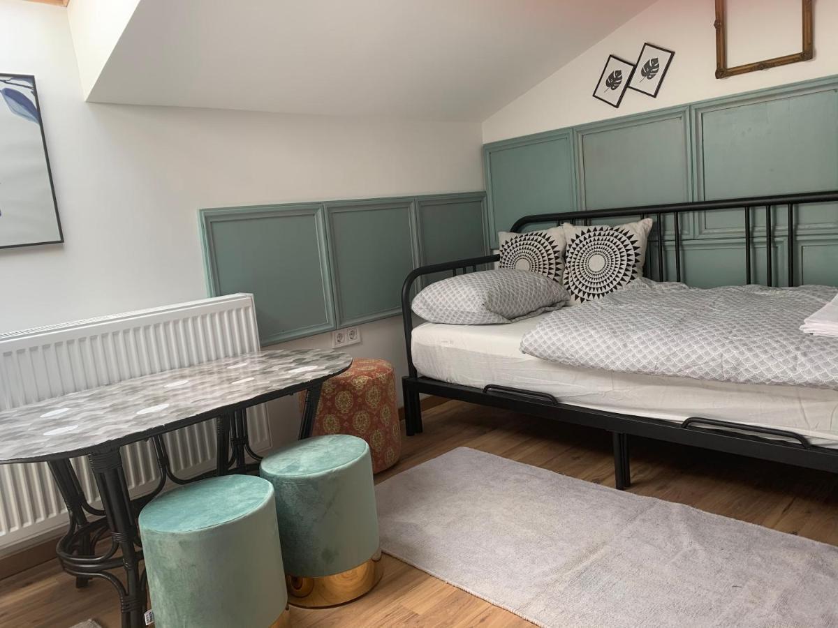 Viki Apartmanhaz Dorog
