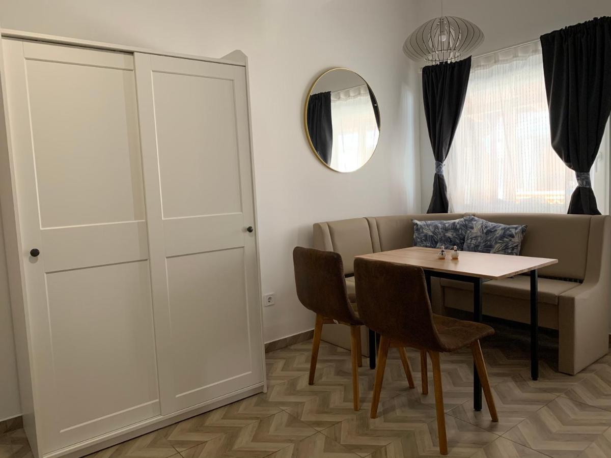 Viki Apartmanhaz Apartment Dorog